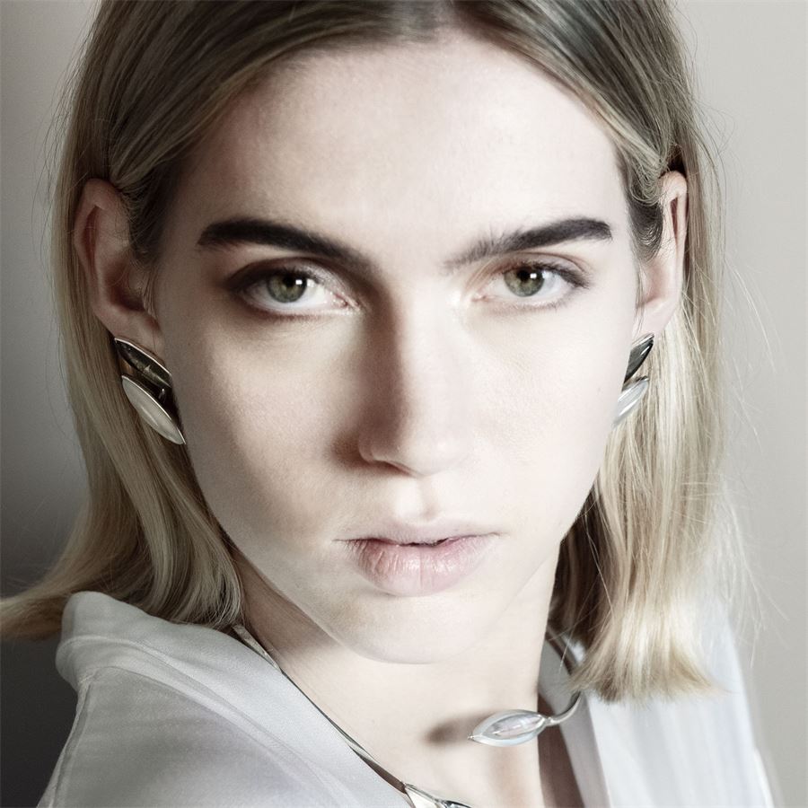Orecchini piercing navetta AURUM | OR PRCNARG MOP BIA/GRI